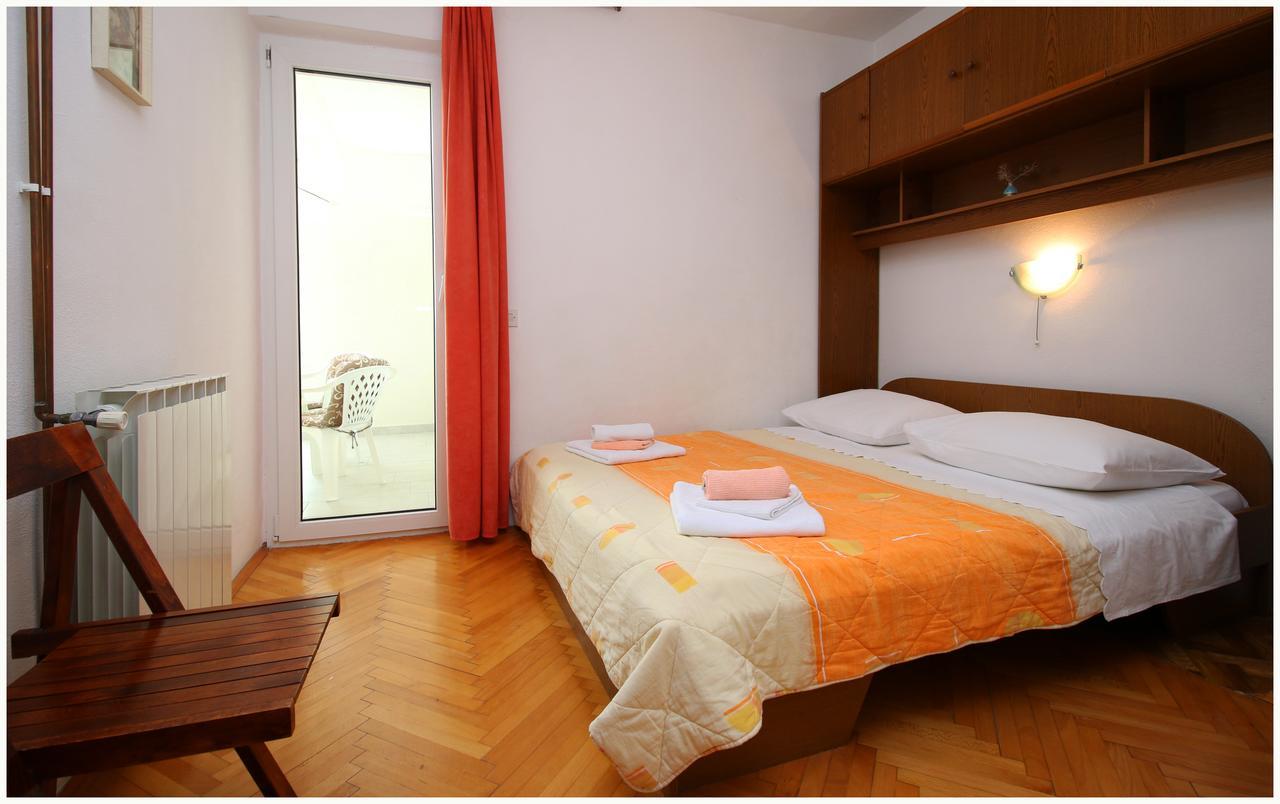 Apartments Huljev Primošten Exterior foto